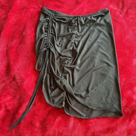 Blackβmesh coverΒ up mini skirt - Picture 3 of 5